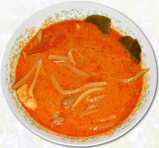 thaicurryred003